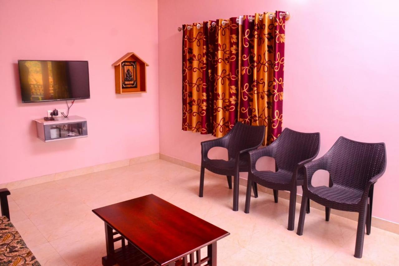 Coorg Girinivas Homestay 102 Madikeri Zewnętrze zdjęcie