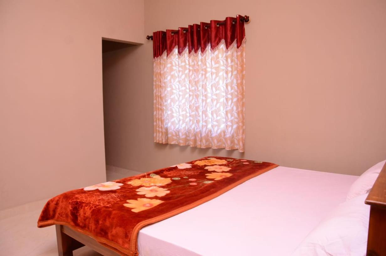 Coorg Girinivas Homestay 102 Madikeri Zewnętrze zdjęcie
